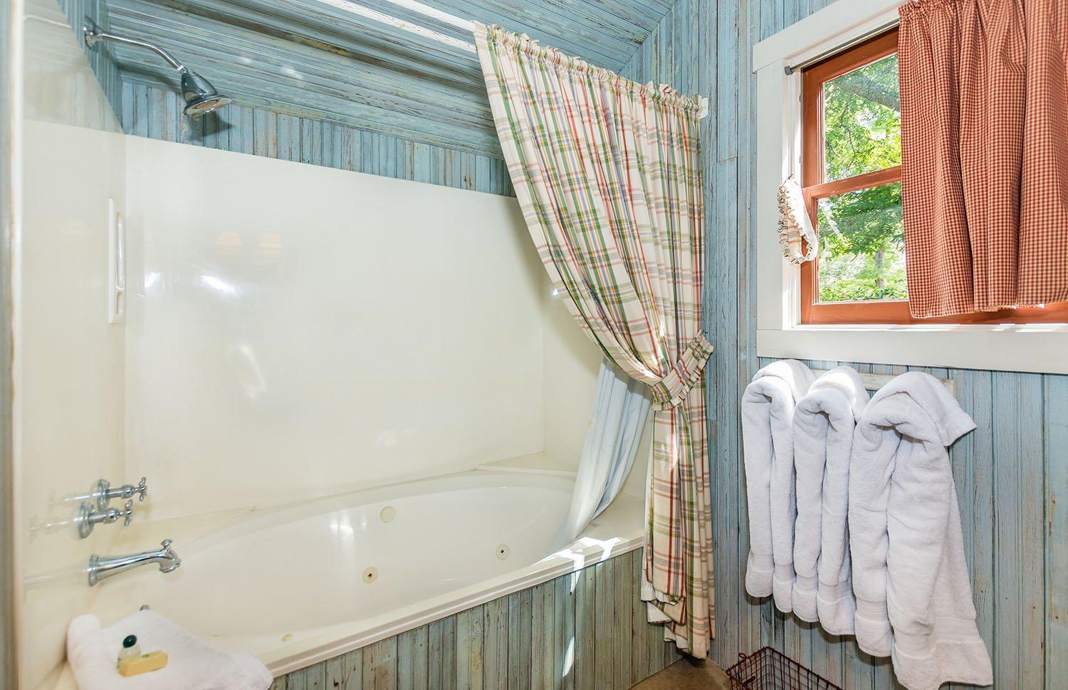 Ada'S Peach Street Hideaway - Whole House Villa Fredericksburg Eksteriør billede
